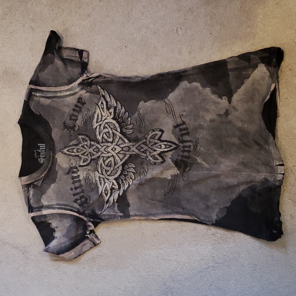 Sinful "Blind Love" womens medium fitted tshirt